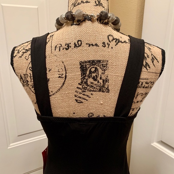 Little Black Dress - Picture 6 of 7